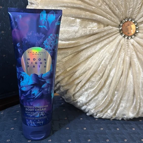BATH & BODY WORKS SET. . . MOON LIGHT PATH SCENT - Picture 3 of 6